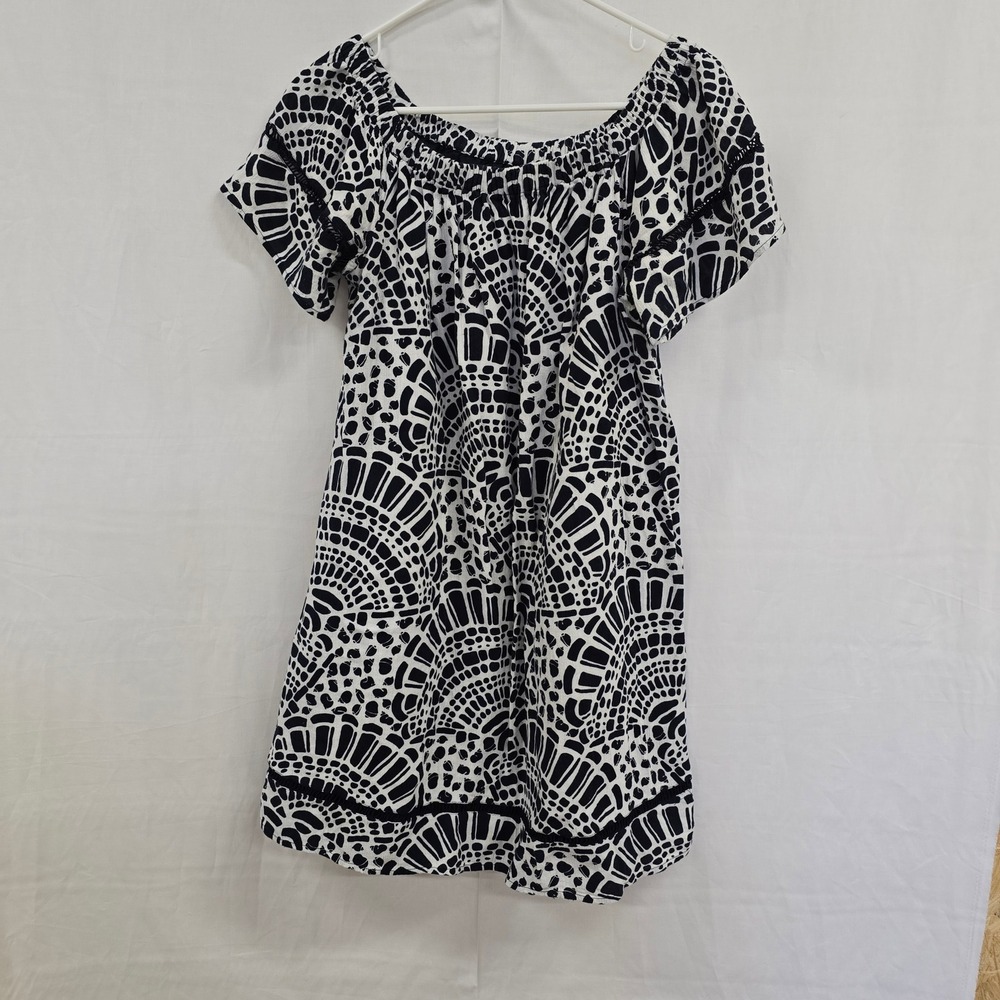 Crown & Ivy short sleeve mosaic print dress Size M